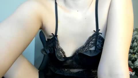 lindamei online show from December 26, 2024, 5:37 am