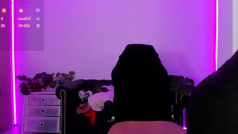 Linda  --  online show from January 27, 2025, 9:44 pm