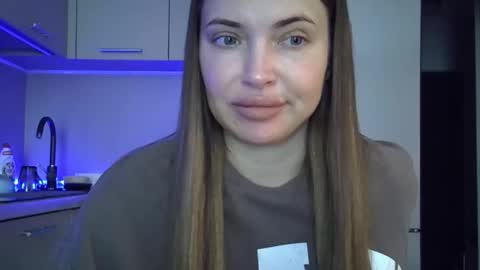 Anna online show from April 14, 2026, 12:11 pm