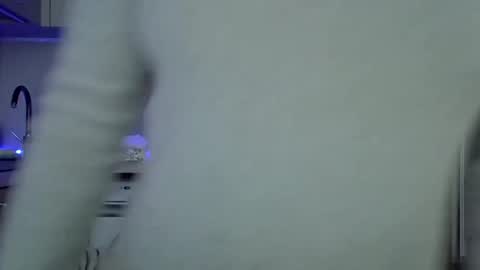 Anna online show from April 17, 2026, 7:55 am