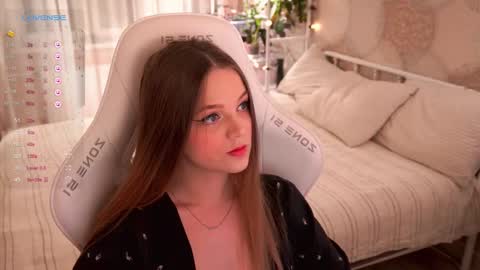 linesssssa online show from February 19, 2025, 7:27 pm