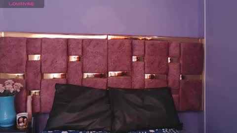 ling ling24 online show from February 5, 2025, 3:13 am