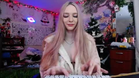 Lin online show from January 30, 2025, 10:30 pm