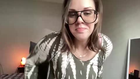 linusloves online show from February 9, 2026, 7:51 pm