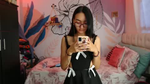 Snapshot of linzybaner chatting on January 10, 2025, 10:46 pm LinzyBaner online show from January 10, 2025, 10:46 pm