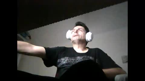 Snapshot of liongr69 chatting on February 23, 2025, 11:14 pm liongr69 online show from February 23, 2025, 11:14 pm