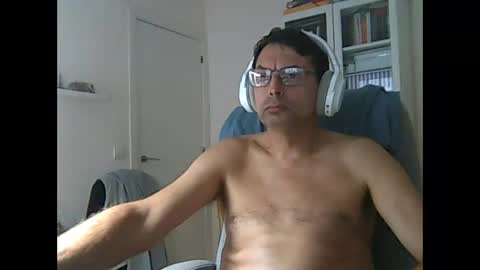 Snapshot of liongr69 chatting on October 16, 2025, 10:38 am liongr69 online show from October 16, 2025, 10:38 am