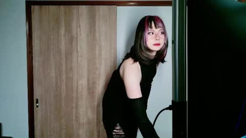 lionnigouki online show from January 5, 2025, 7:17 am