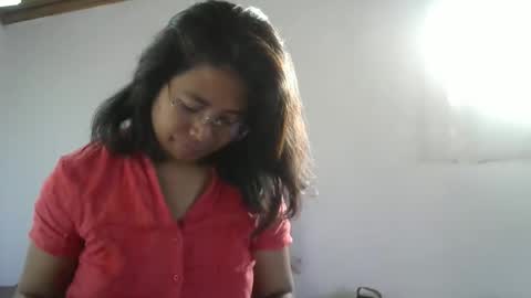 Snapshot of liora_selene chatting on February 9, 2026, 3:21 am liora online show from February 9, 2026, 3:21 am