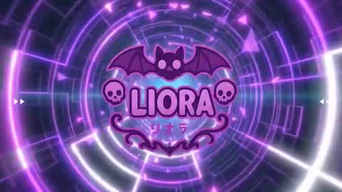 im Liora uwu   online show from November 23, 2025, 9:58 pm