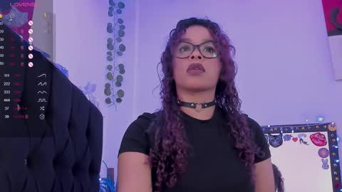 lips_sarasofia online show from September 29, 2025, 4:17 am