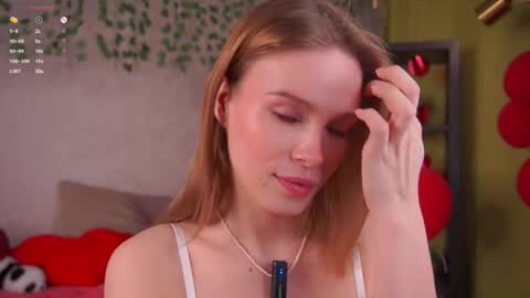 Lina online show from February 26, 2026, 1:37 am