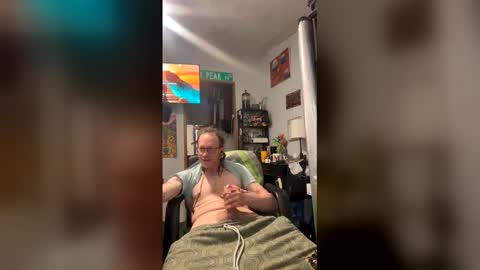 Snapshot of liquid187 chatting on March 27, 2026, 3:56 pm liquid187 online show from March 27, 2026, 3:56 pm
