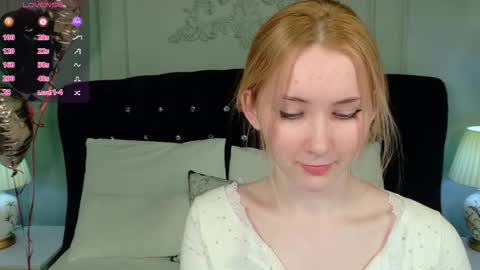 Snapshot of lirakink chatting on February 9, 2026, 4:38 am lirakink online show from February 9, 2026, 4:38 am