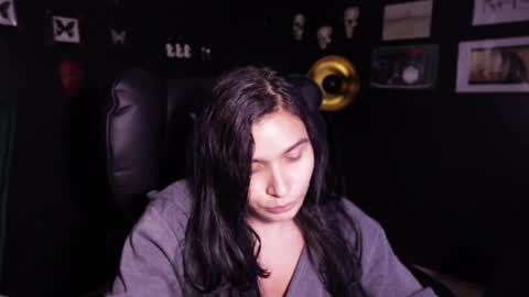 Snapshot of lireesa chatting on May 2, 2026, 3:55 am Lire online show from May 2, 2026, 3:55 am