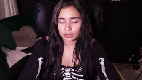 Snapshot of lireesa chatting on May 21, 2026, 5:03 am Lire online show from May 21, 2026, 5:03 am