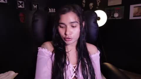 Snapshot of lireesa chatting on June 30, 2026, 4:46 am Lire online show from June 30, 2026, 4:46 am
