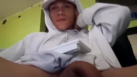 Snapshot of liroy_demon chatting on November 13, 2025, 9:03 pm liroy_demon online show from November 13, 2025, 9:03 pm