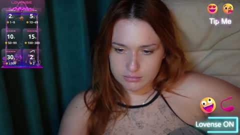 lisa_elfy online show from October 13, 2025, 3:56 pm