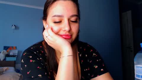 lisa_lady_golden online show from October 18, 2025, 9:43 am