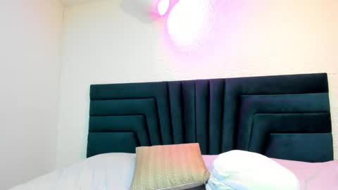 Snapshot of lisa_white_ chatting on January 11, 2025, 9:25 pm lisa white online show from January 11, 2025, 9:25 pm