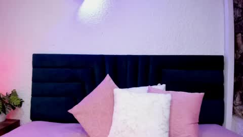 lisa white  online show from May 20, 2026, 8:37 pm
