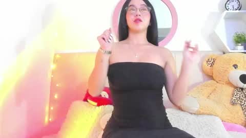 Lisa online show from November 22, 2025, 2:21 am