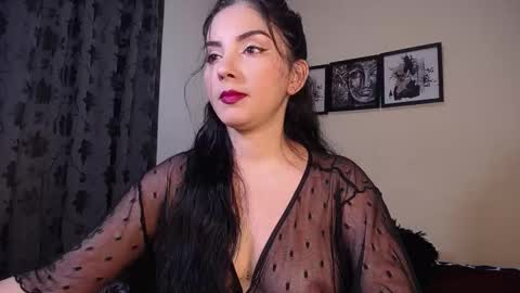 Lisa Harrison online show from October 24, 2025, 4:09 am