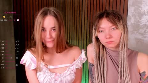 Hello our names are Kate and Alice this is our first day here. online show from December 21, 2024, 1:36 am