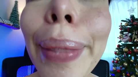 Lisbet online show from December 11, 2024, 9:23 pm