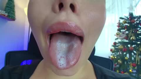 Lisbet online show from December 20, 2024, 7:28 pm