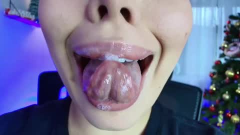 Lisbet online show from December 30, 2024, 10:34 pm