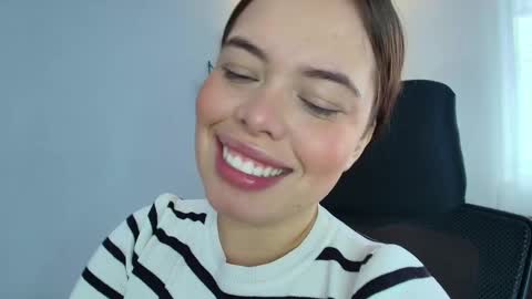 Lisbet online show from February 15, 2025, 2:22 pm