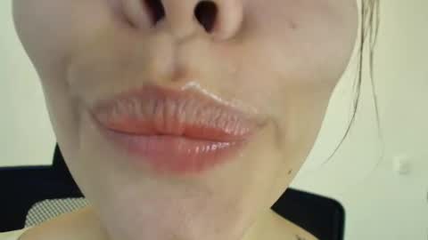 Lisbet online show from November 30, 2025, 2:54 pm