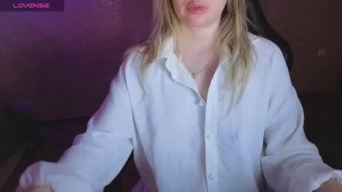 Anna online show from March 20, 2026, 11:42 pm