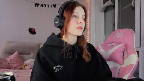 Lika online show from November 22, 2025, 1:32 pm