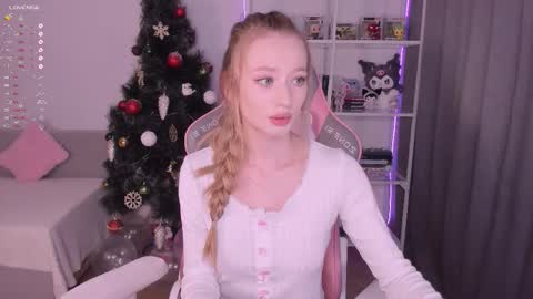 Snapshot of lissa__fox chatting on December 19, 2025, 12:12 pm lissa online show from December 19, 2025, 12:12 pm