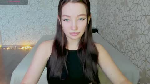 Snapshot of lissa_cristal_ chatting on May 30, 2026, 10:12 am lissa_cristal_ online show from May 30, 2026, 10:12 am