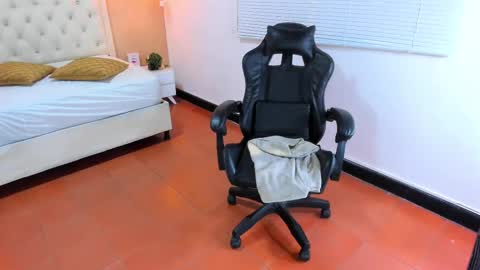 Snapshot of lissa_jhonsoon chatting on February 27, 2025, 9:43 am L I S S A online show from February 27, 2025, 9:43 am