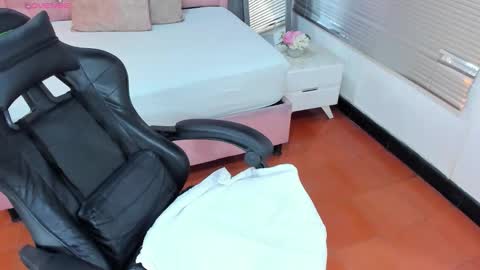 Snapshot of lissa_jhonsoon chatting on February 21, 2026, 3:51 am L I S S A online show from February 21, 2026, 3:51 am