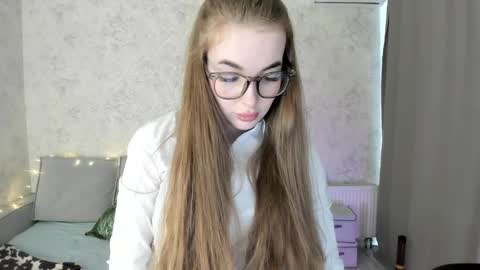 Lissa online show from November 6, 2025, 6:03 am