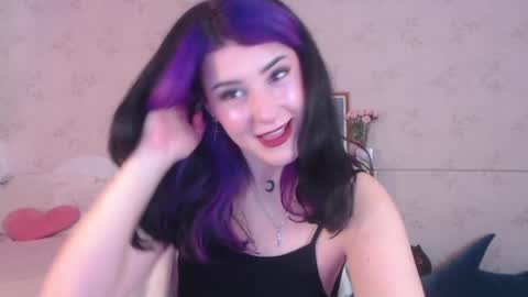 Snapshot of lissalucy chatting on April 27, 2026, 6:55 am Alice Dont forget to thumbs up its very important online show from April 27, 2026, 6:55 am