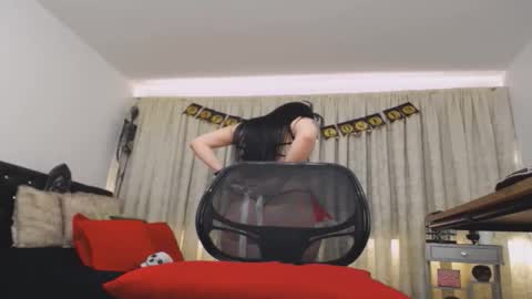 LITA a sexy milf online show from October 30, 2025, 7:14 pm