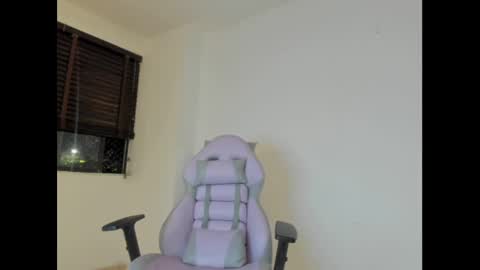 Danni online show from February 23, 2025, 12:08 am