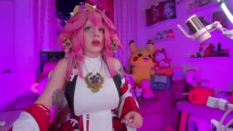 Snapshot of little__ary chatting on October 14, 2025, 4:02 am little ary online show from October 14, 2025, 4:02 am