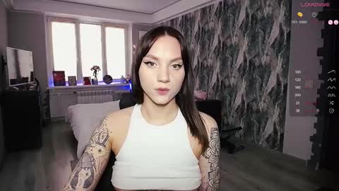 Birdy online show from February 9, 2025, 11:36 am