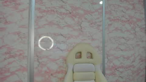 Snapshot of little_doll_4u chatting on April 19, 2026, 10:14 am ANNI online show from April 19, 2026, 10:14 am