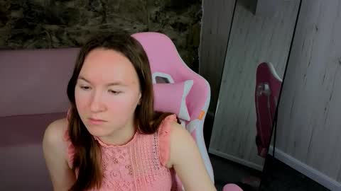 Alexandra online show from February 5, 2026, 2:05 am