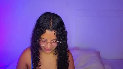 little_lilith_apple online show from November 11, 2025, 5:57 pm