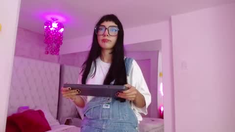 Paulette online show from March 29, 2026, 4:01 am